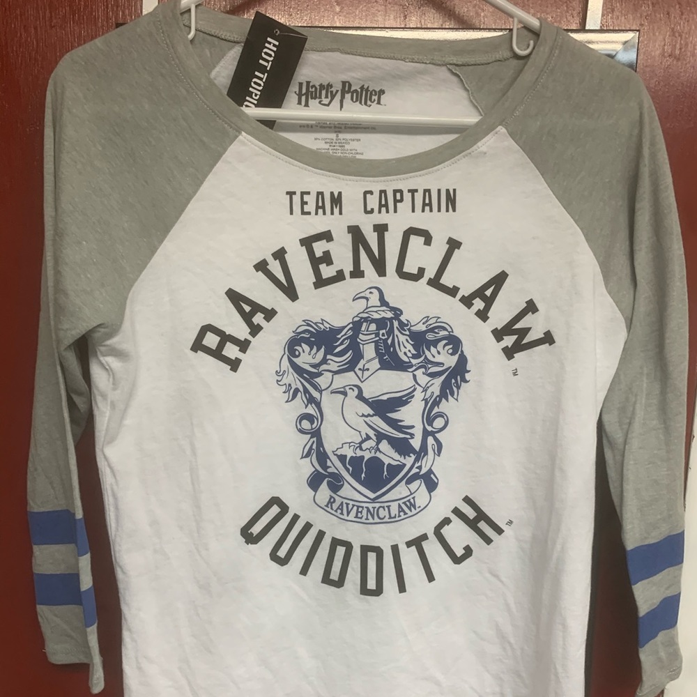 NWT Harry Potter Ravenclaw T-shirt (Small)